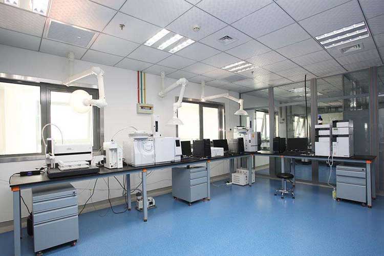 1530686275503812.jpg 仪器室.jpg